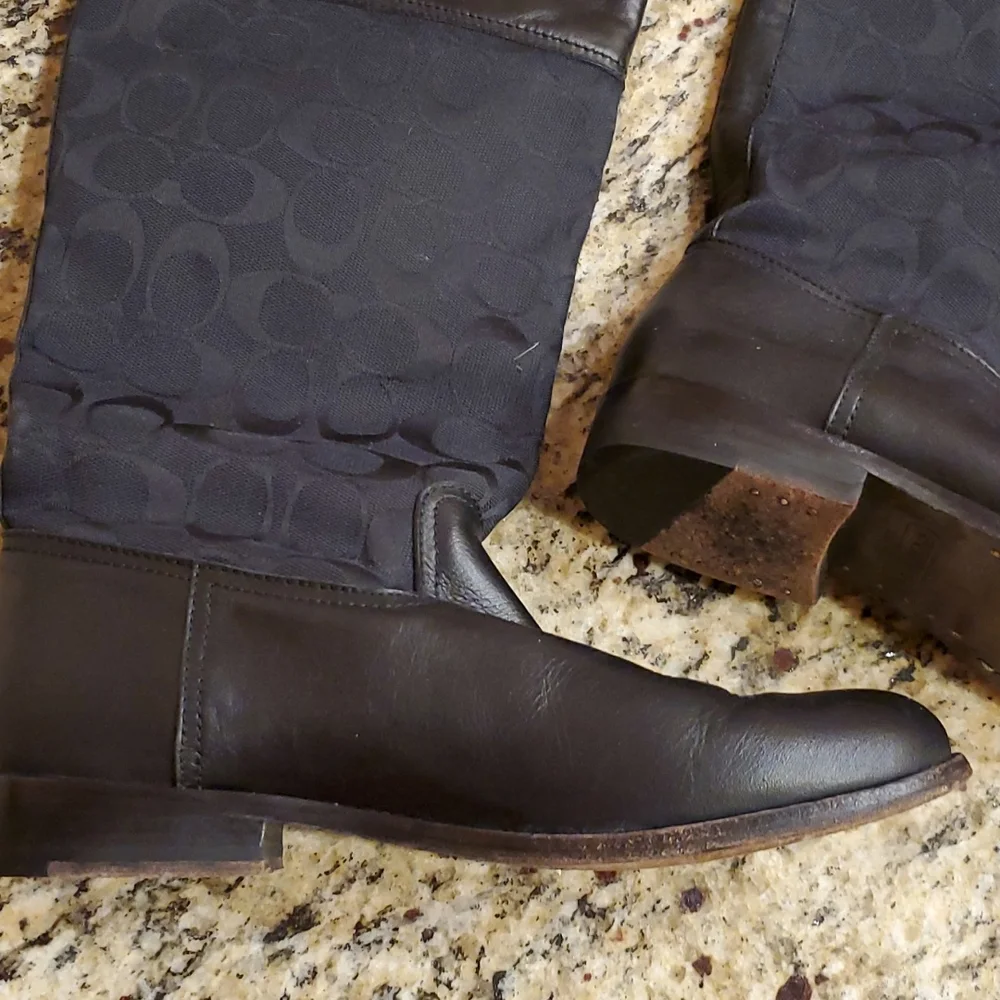Coach Chrissi black boots size 7. Leather and Classic Coach print fabric uppers. - Picture 7 of 7